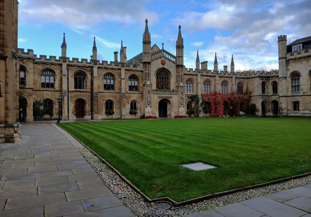 Venezolano nominado por ACFIMAN gana beca de doctorado de la Universidad de Cambridge